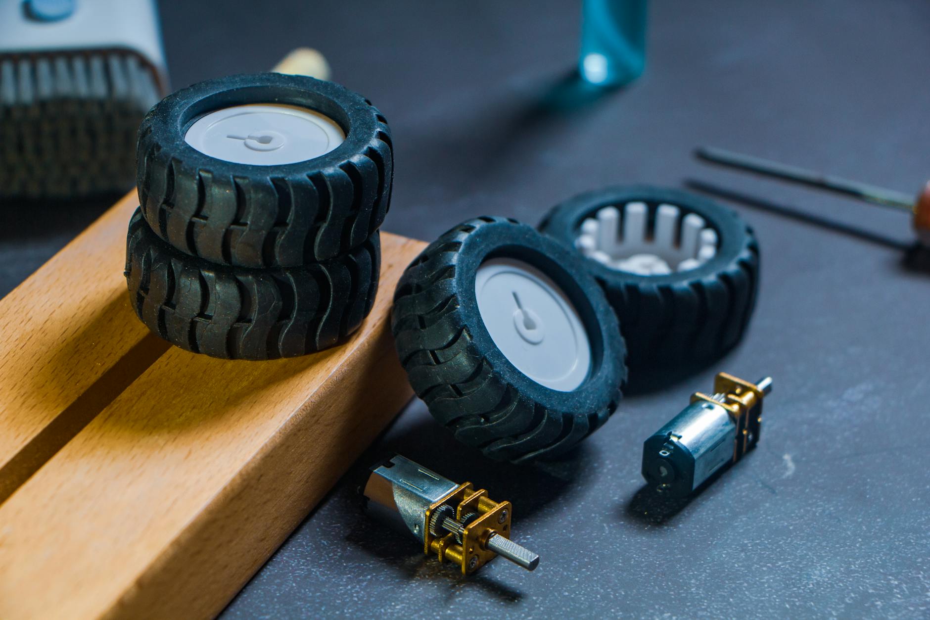 Risk Factors in AI Chip Investments for Robotics Markets