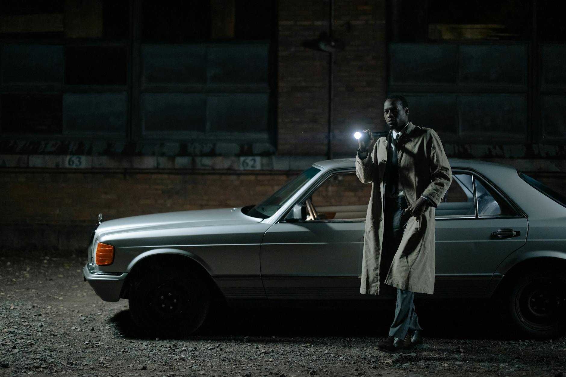 Real-Time Change Detection for Tracking Infrastructure Development