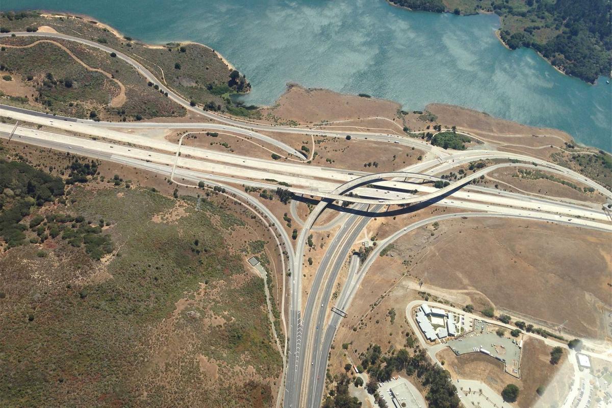 Technology Risk and Competitive Pressure