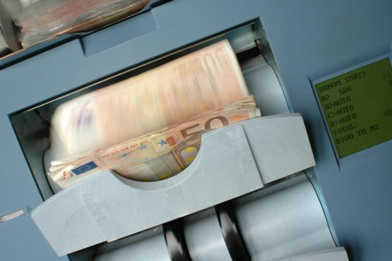 OII The Cash Flow Robotics Contractor - Featured image