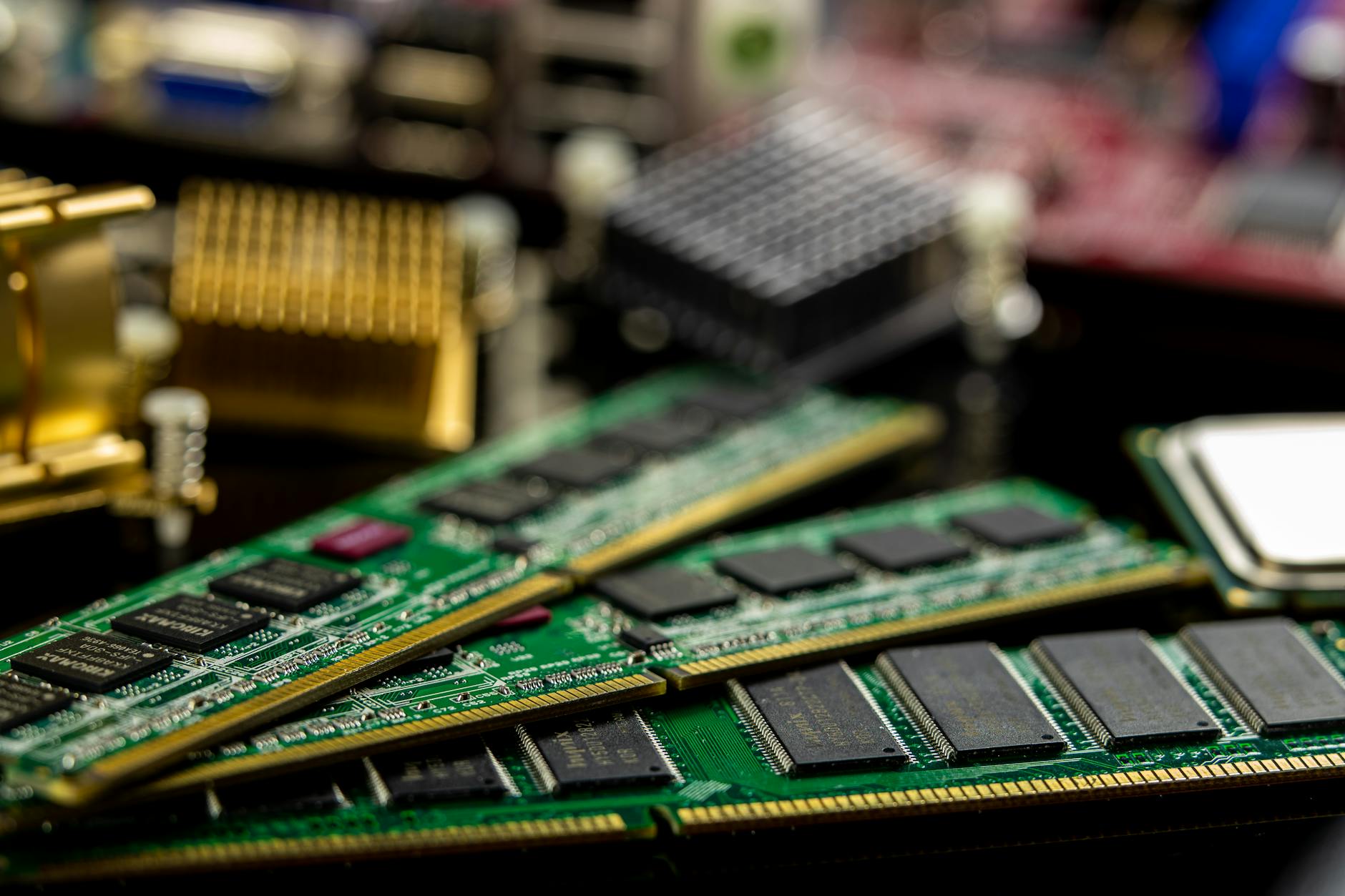 Real-World Examples of Hardware-Software Integration Shifting Market Dynamics