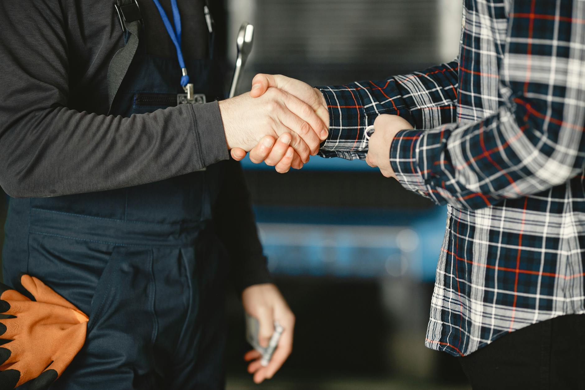 Strategic Partnerships Reshaping Industry Architectures