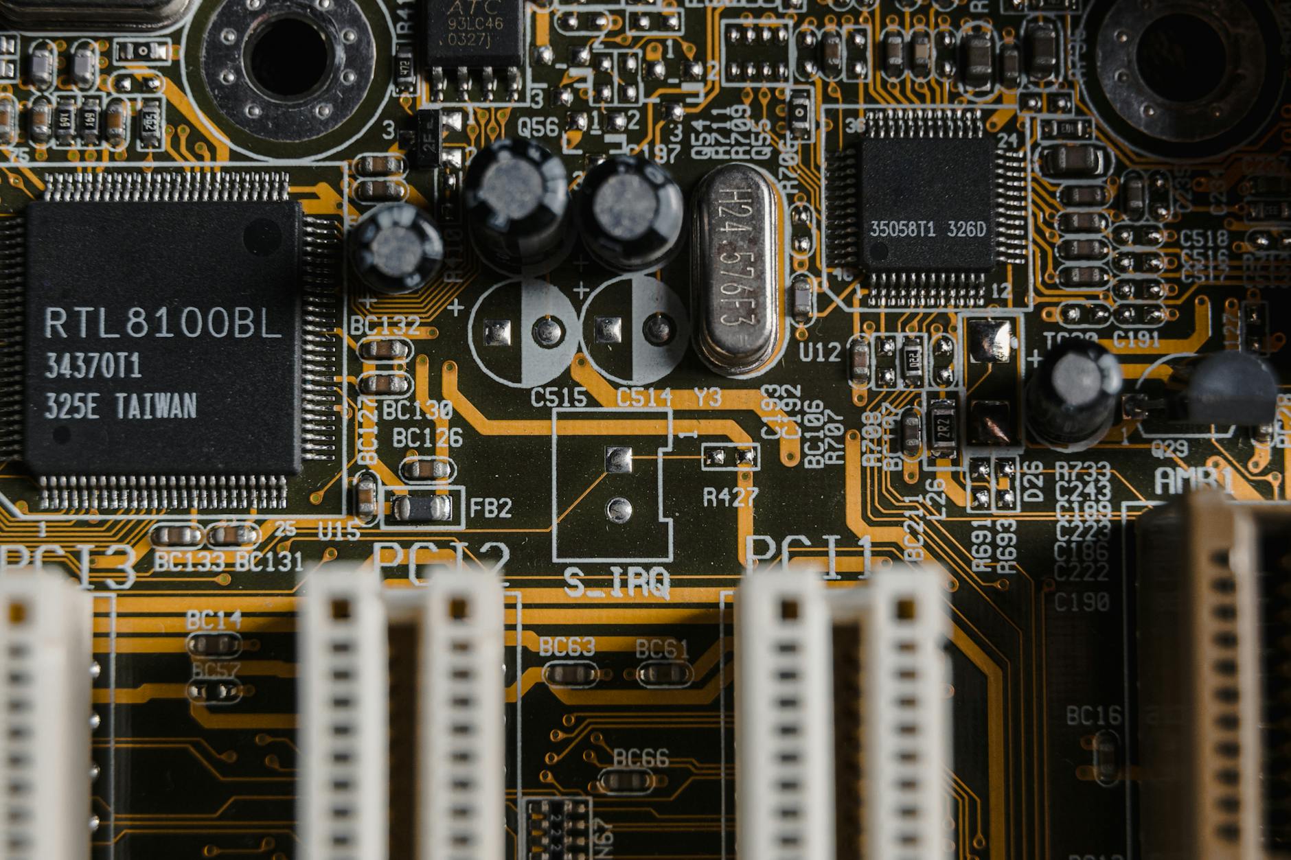 Why Edge Computing is the Real Battleground for Robotics