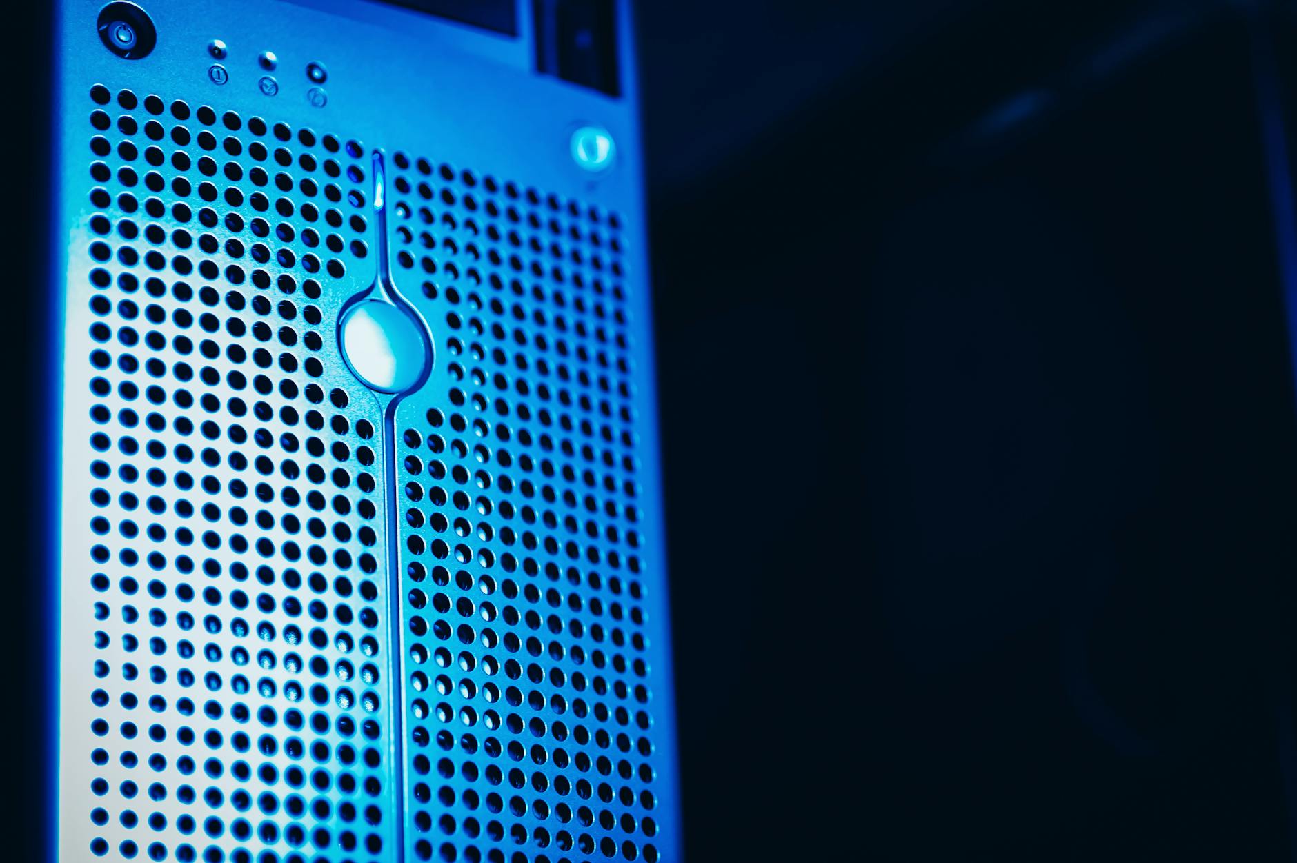 Why Operating Systems Could Become the Real Power Center in Robotics