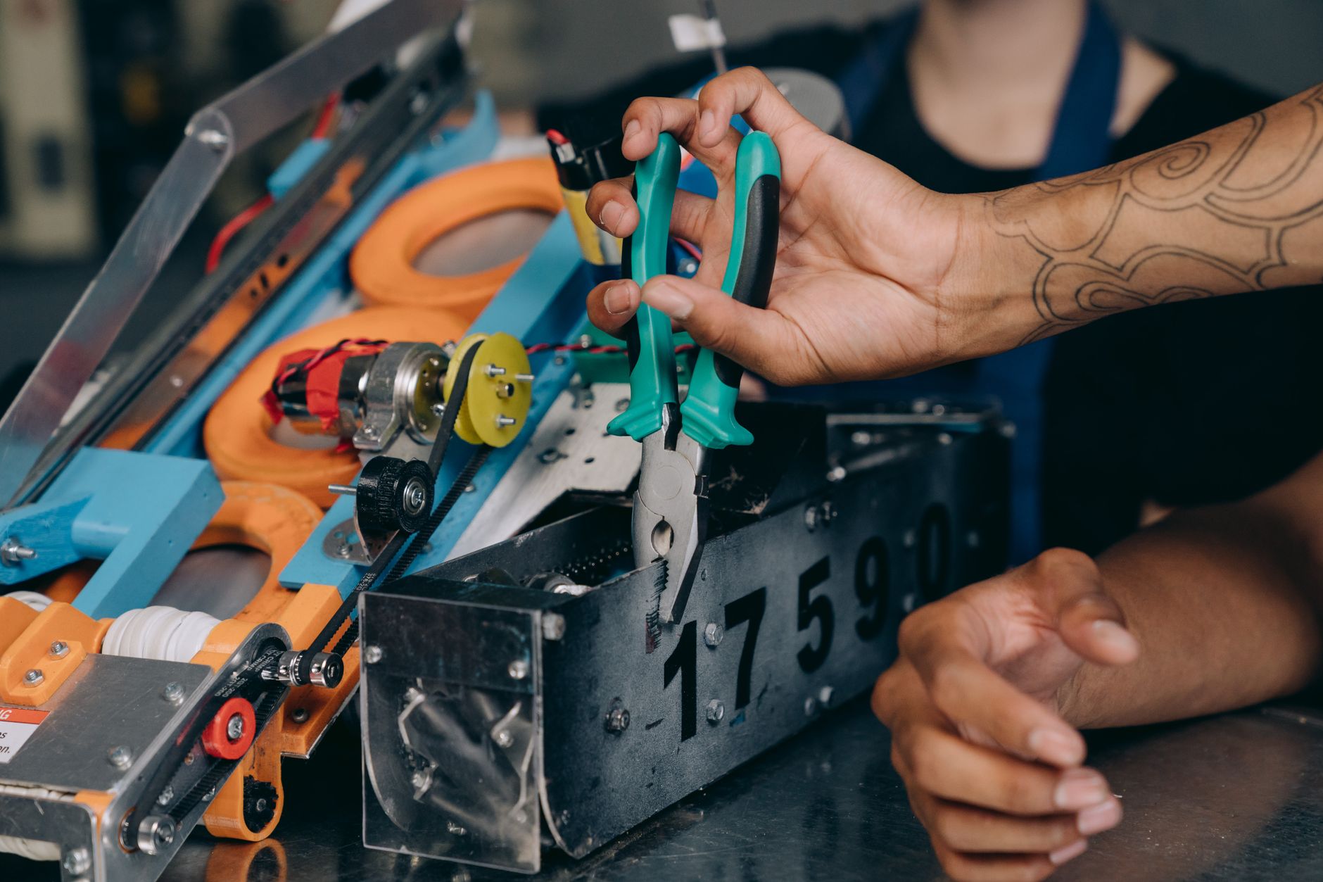 Why Texas Instruments Benefits From Robotics Chips - Featured image
