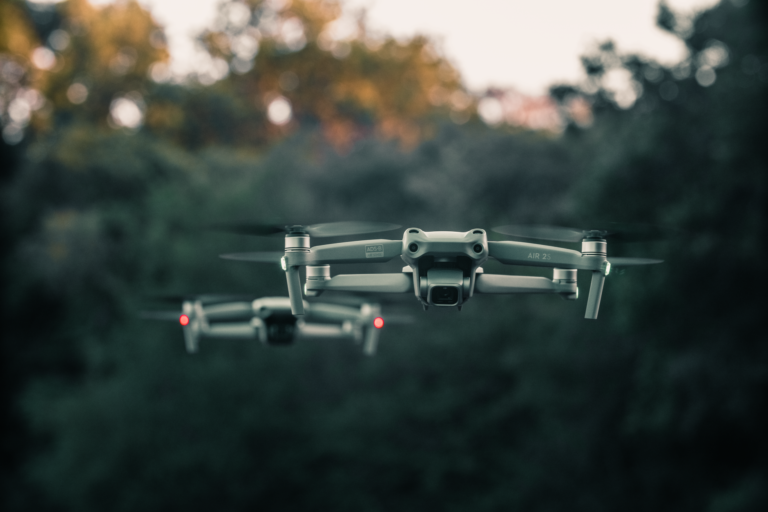 Drone swarm defense: how electromagnetic launchers reduce interception expenses - Featured image