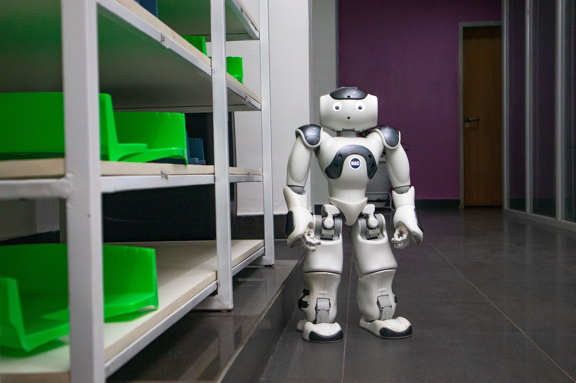 New Humanoid Robot Technology Combines Lifelike Features With Advanced AI - Featured image