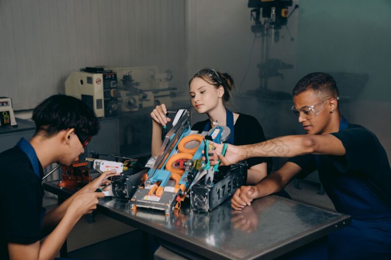 Pudu Robotics receives top investor recognition award at WAIC 2026 - Featured image