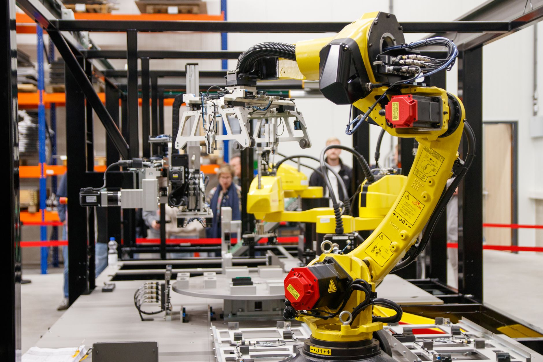 U.S. Navy and Shipbuilders Bring More Robots Online to Build and Maintain the Fleet - Featured image