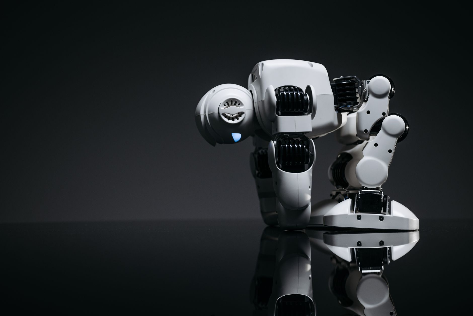 Robotics Trends 2026: AI, Humanoids, Safety, and Labor - Featured image